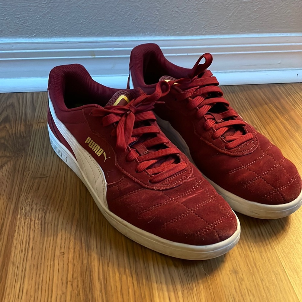 Red Pumas Mens